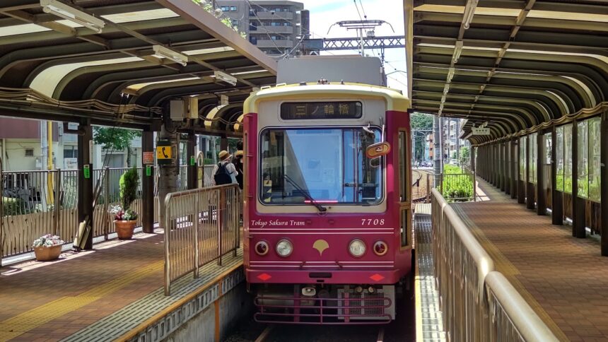 Tokyo Sakura Tram at Waseda stop in Tokyo