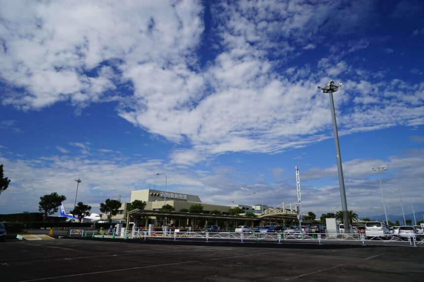 Kochi Ryoma Airport terminal exterior