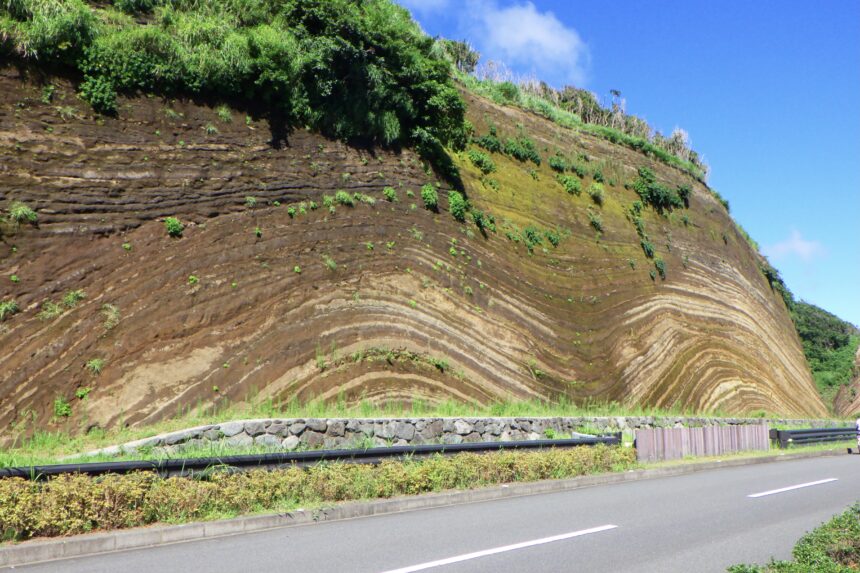 Great strata section in Izu Oshima
