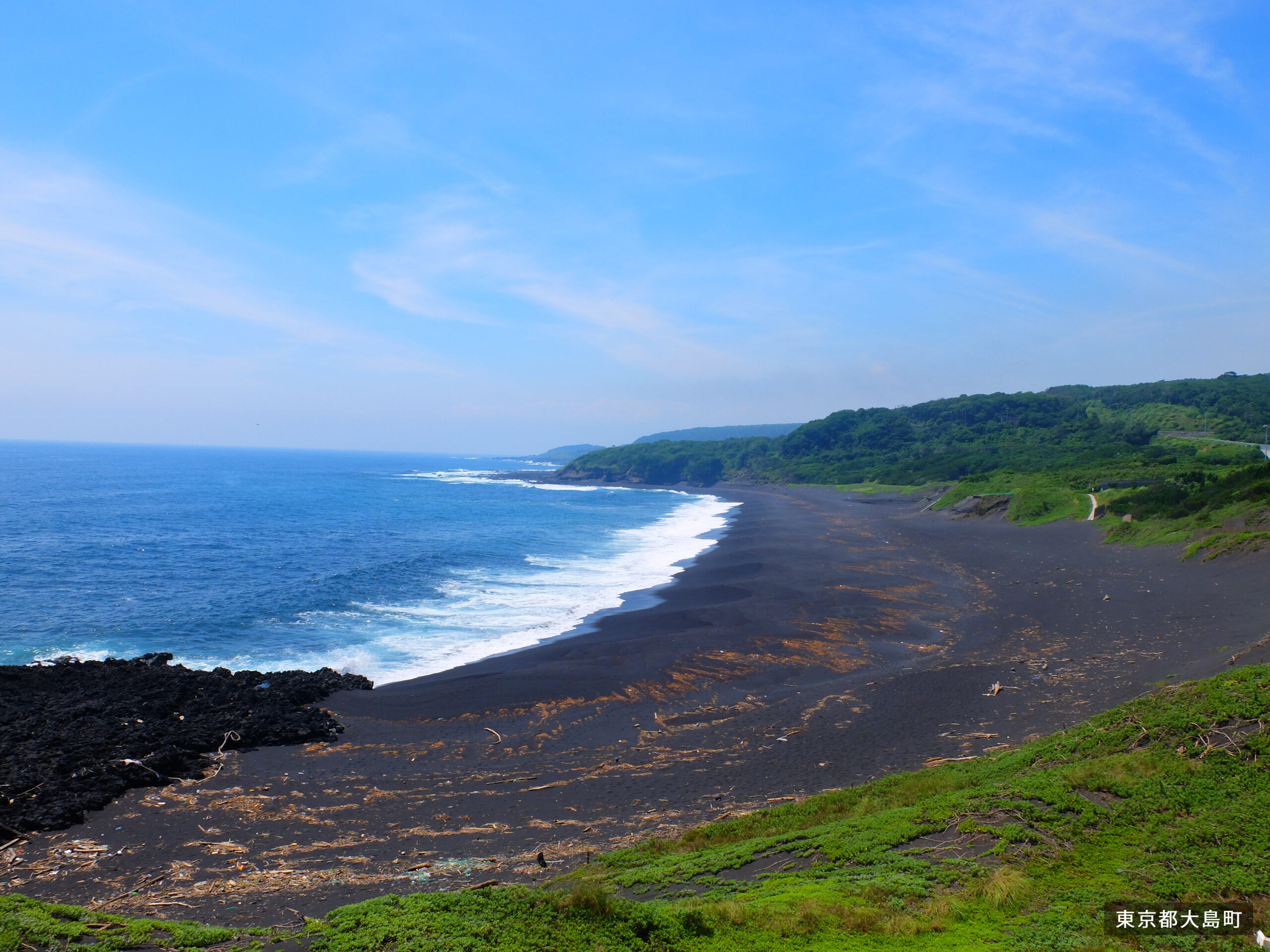 Black sand at Suna-no-hama on Izu Oshima
