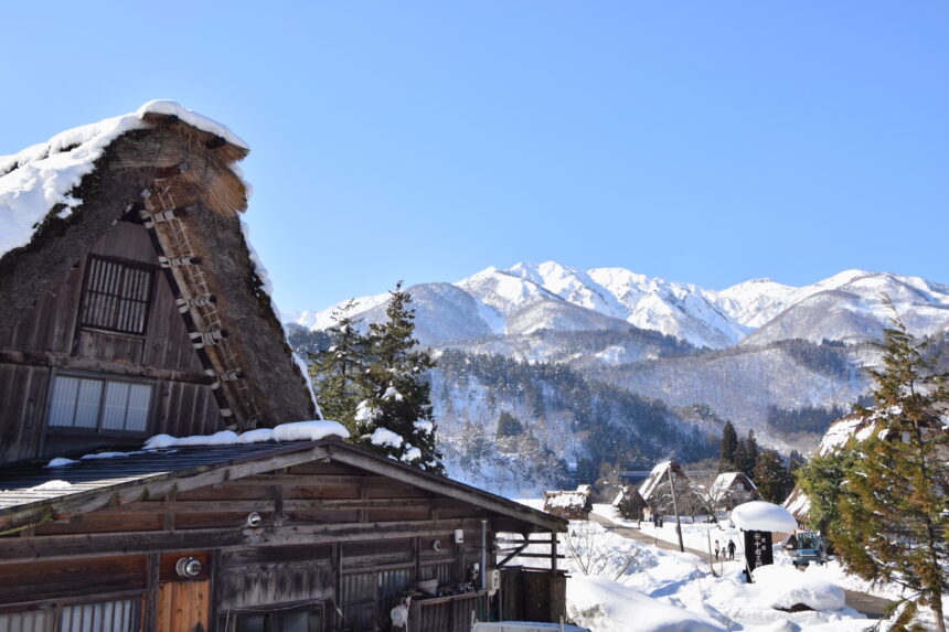 Winter in Shirakawa-go for a Japan winter traditions guide