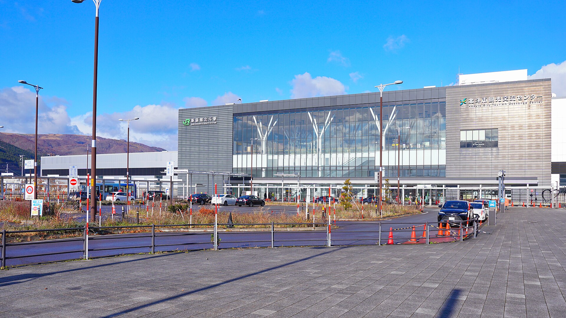 新函館北斗駅の外観