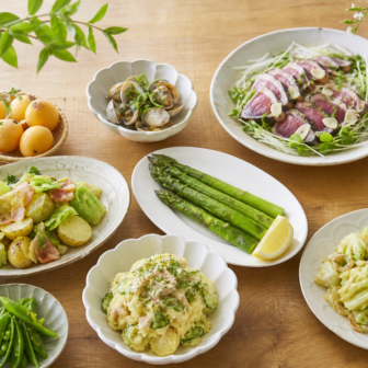 5月の月間献立に使うアスパラガス、あさり、初鰹、新じゃが、春キャベツなどの料理