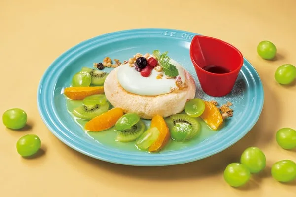 紫芋スムージーと紫芋ロイヤルミルクティー