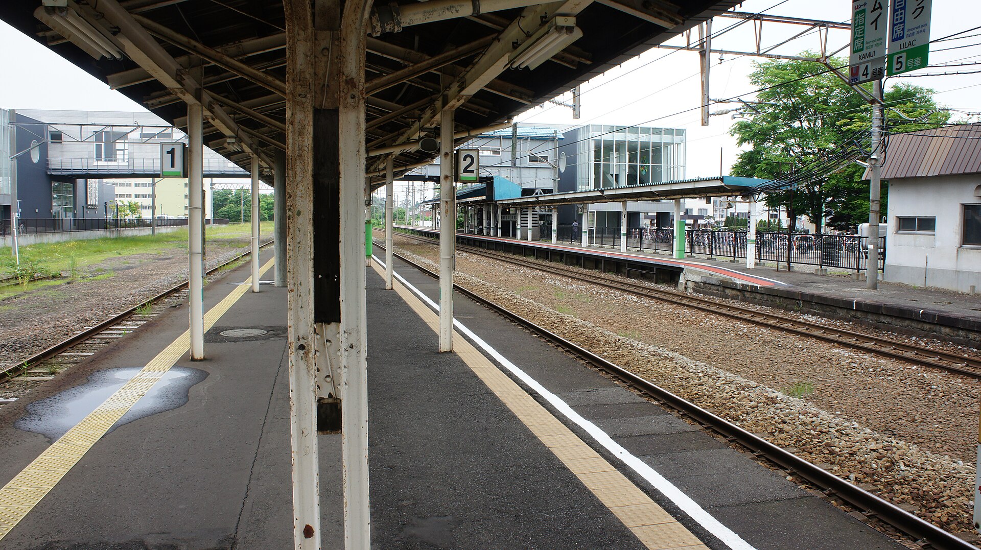 砂川駅のホーム