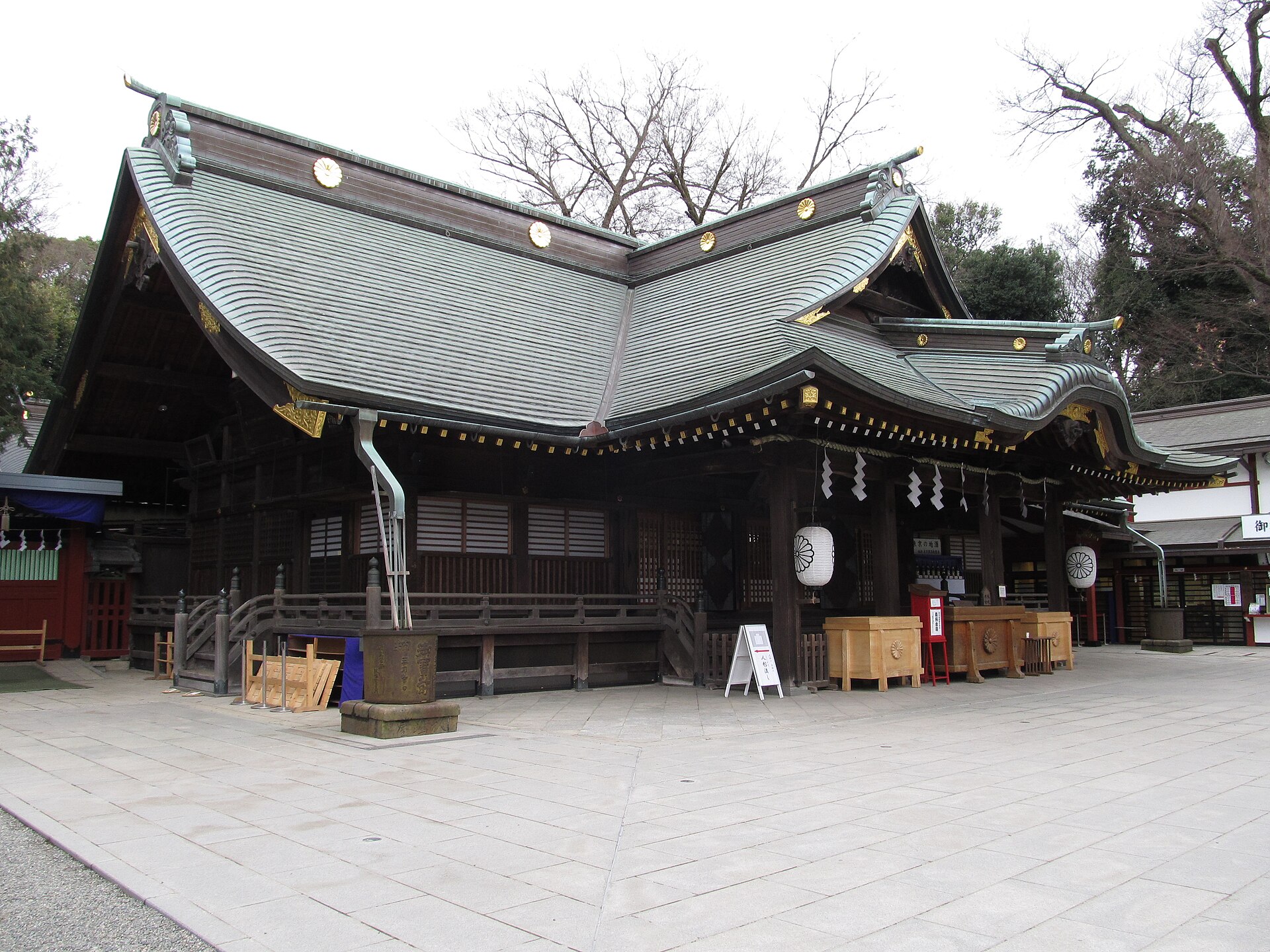 府中市の大國魂神社の拝殿