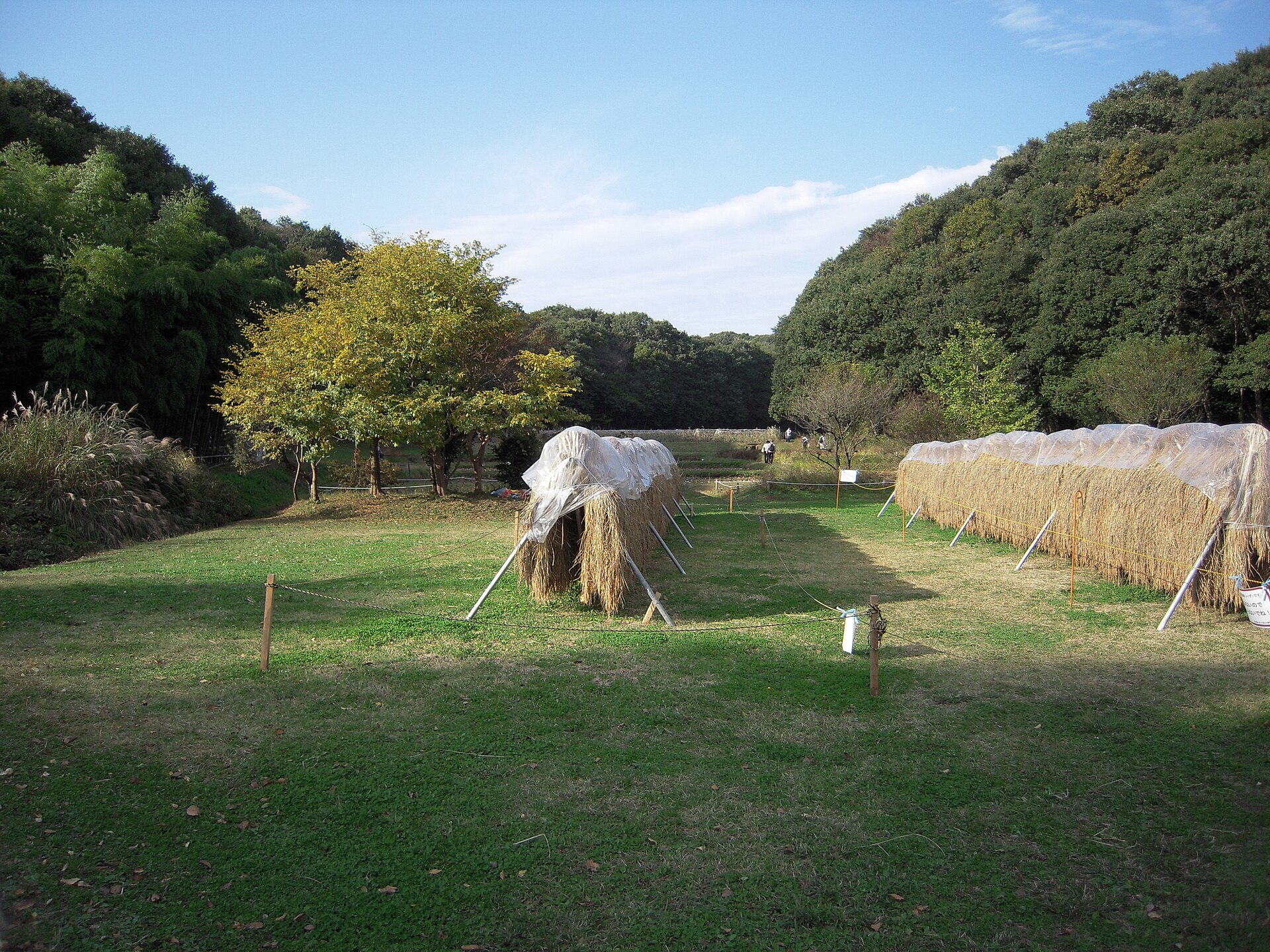武蔵村山市の野山北・六道山公園にある里山民家ゾーン