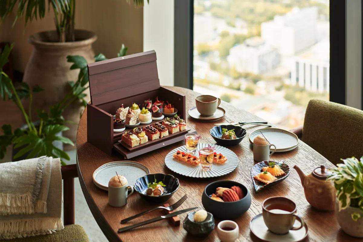 La Belle Vie Afternoon Tea 秋のコレクションの提供イメージ