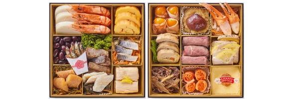 二段重の一の重と二の重を並べたおせち