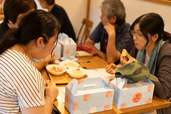硬い桃の食べ比べの紹介に掲載された画像