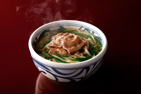 『いわて短角牛の肉うどん』¥5,100 ※サービス料別