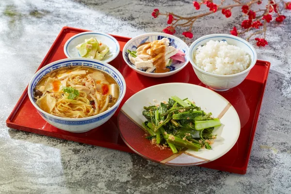 【ランチメニュー】 三菜膳セット