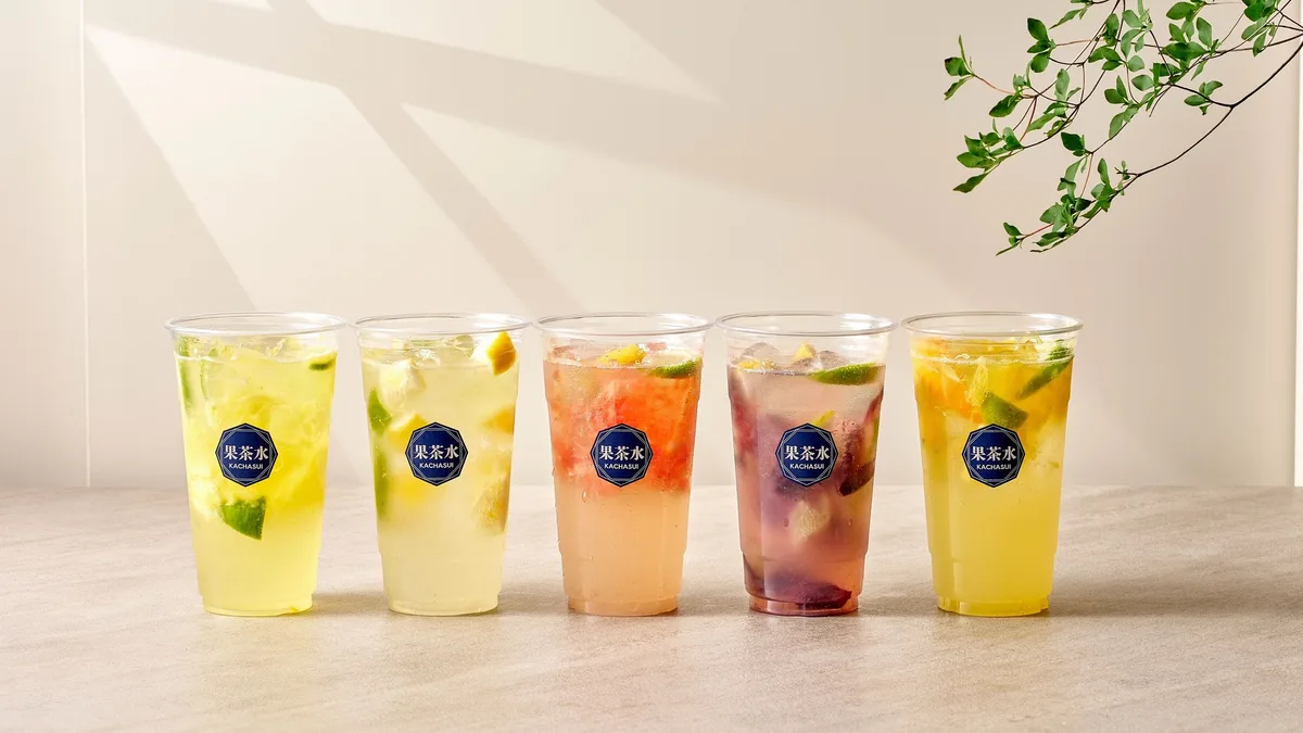 果茶水のフルーツティーとティーラテのラインアップ