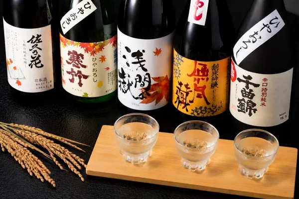 日本酒の飲み比べセット