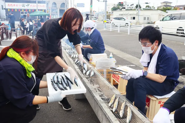 炭火焼きさんま1,000尾の紹介に掲載された画像
