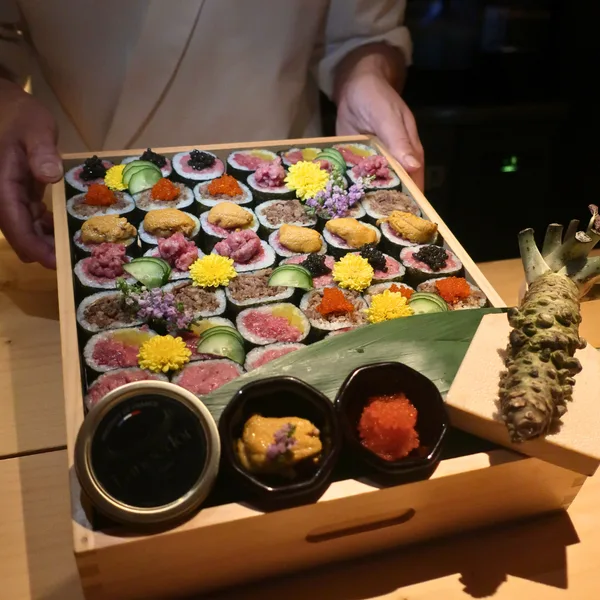箱寿司を紹介する節に掲載された画像