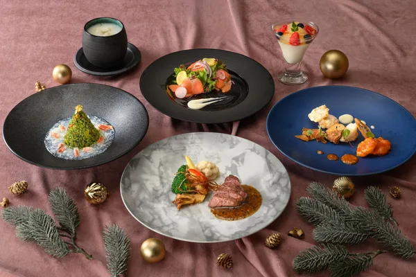 都シティ 大阪本町「HALOW」のクリスマスメニューの告知に掲載された画像