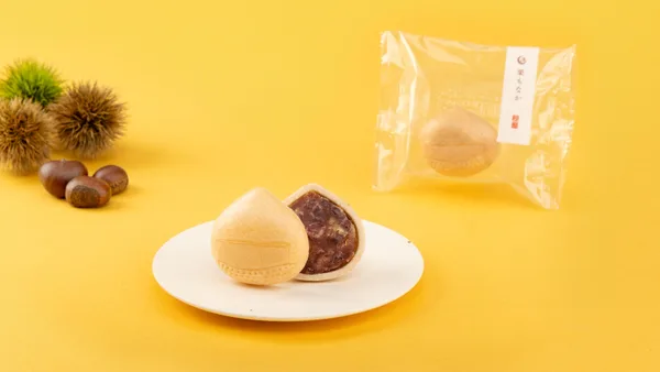 栗の形の皮に餡を詰めた栗もなか