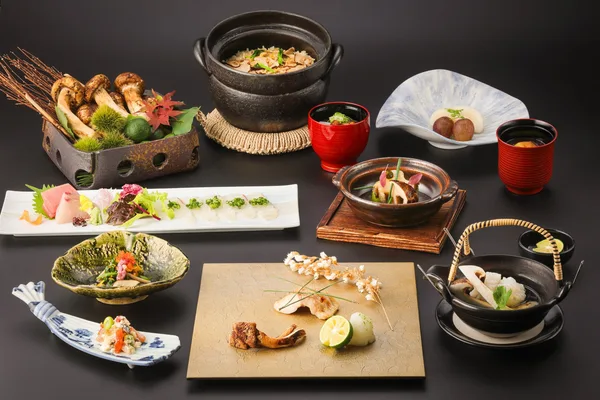 松茸料理を中心にした秋の会席