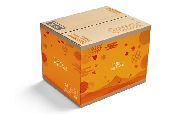 紅葉を描いたナッシュの秋限定配送用段ボール