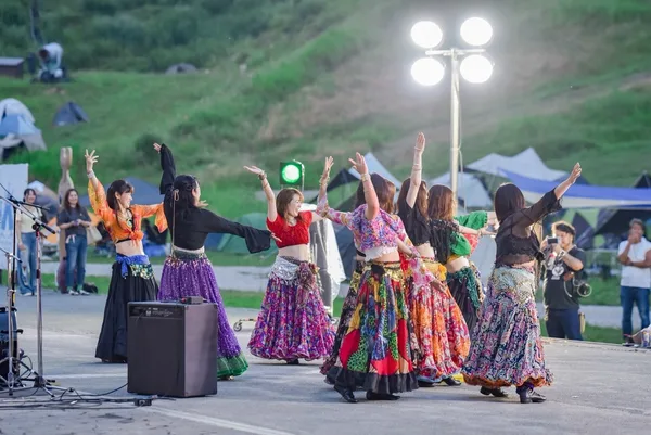 白樺舞踊団 ステージ ベリーダンス