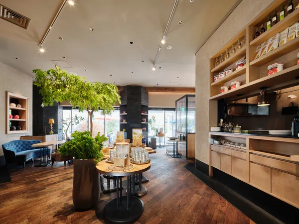 食堂カフェpottoの店内