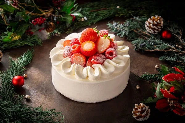 クリスマスホールケーキ
