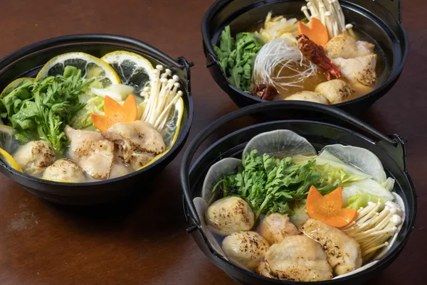 「文豪の系譜を辿る地鶏鍋御膳」の紹介に掲載された画像