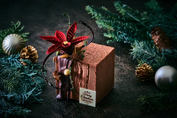 クリスマスケーキ2026 キューブ・ボア
