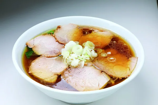 らーめん響の醤油チャーシュー麺