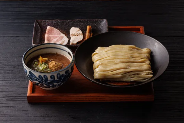 「【冷】濃厚つけ麺 &yen;1,100(税込)」の節に掲載された画像