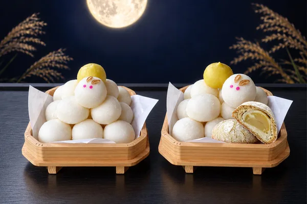 お菓子のたいようの十五夜限定『お月見だんご』と十三夜限定『お月見だんご（麦ぼっ栗付き）』