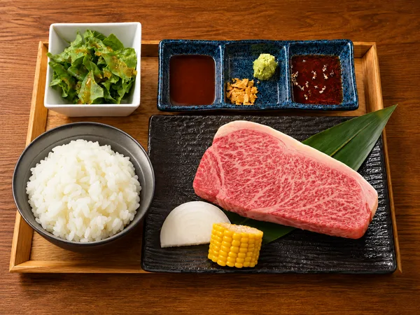 3種類のA5和牛ステーキランチの節に掲載された画像