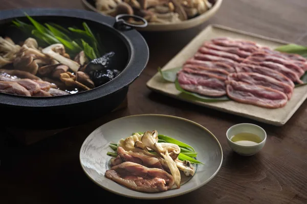 10月「合鴨のすき焼き」仕上がりイメージ