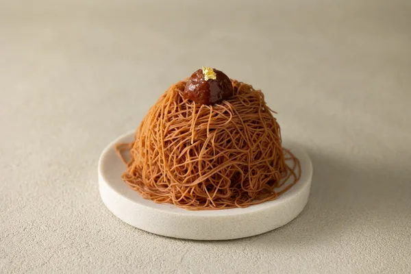 生搾り発酵モンブランチーズケーキ