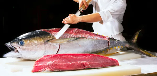 「マグロの一刀おろし」イメージ
