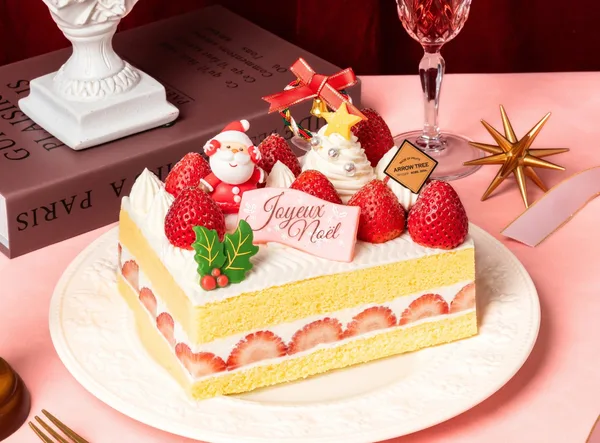 クリスマスのホールケーキの紹介に掲載された画像(約12×16cm|4〜6人用)