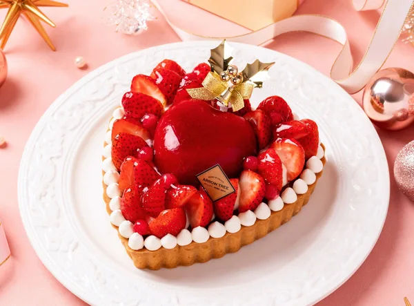クリスマスのホールケーキの紹介に掲載された画像(直径15cm × 高さ7cm)