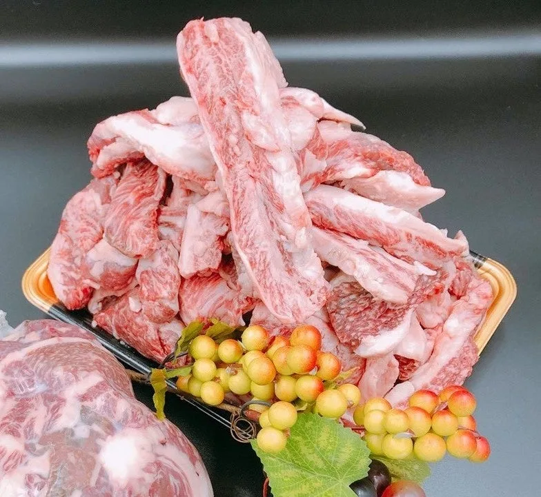 目玉商品の国産牛小肉2kg（イメージ）