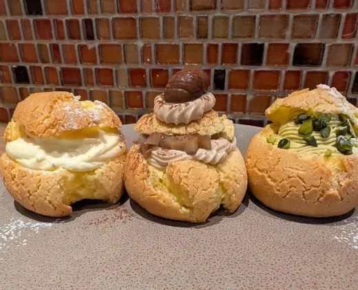 イタリア料理を食べに行こう シュークリーム3種