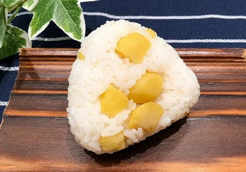<ぼんたぼんた>栗ごはん