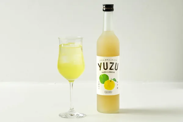 フレンチレストラン「フルーヴ」 ゆずモモン