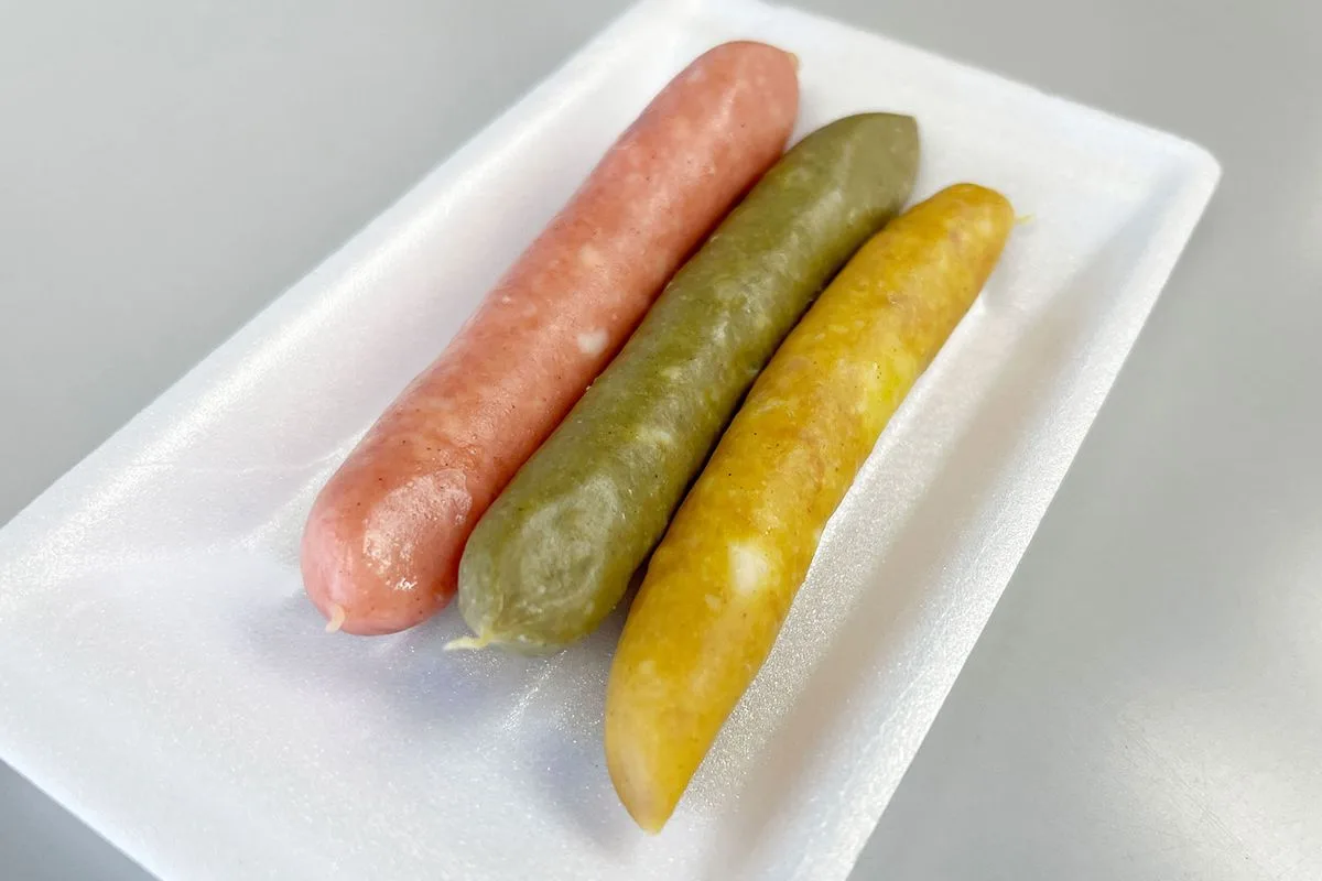 野菜盛りもりウインナー(左からビーツ、モロヘイヤ、カボチャ)