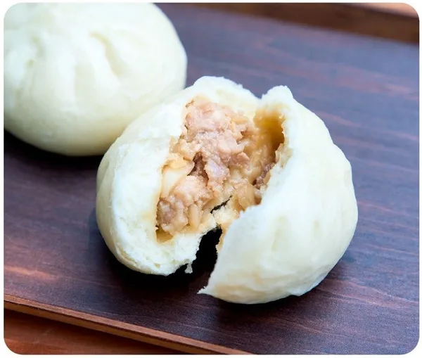 もえる肉まん（1個）432円