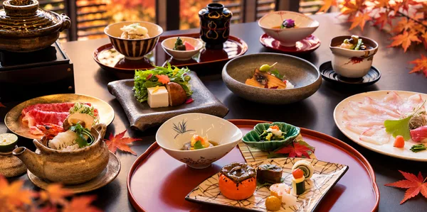 「秋の美食」3つの会席コースの節に掲載された画像