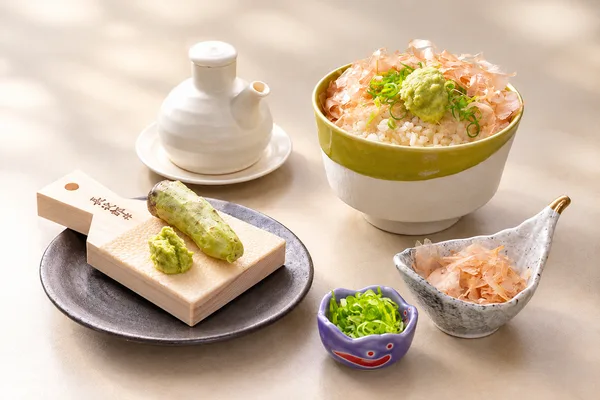 焼津産本枯れ節と天城本わさび丼イメージ