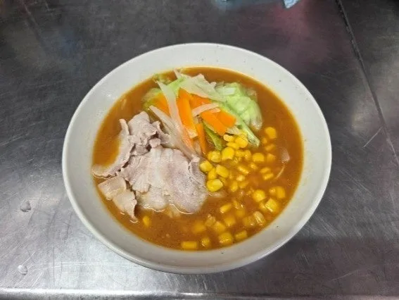 「能登豚みそラーメン」の説明の後に掲載された画像