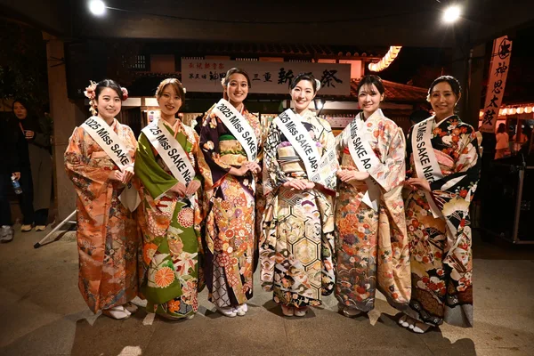 「Miss SAKEが来場」に掲載された画像