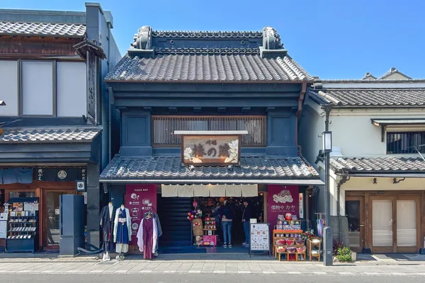 一番街「椿の蔵」