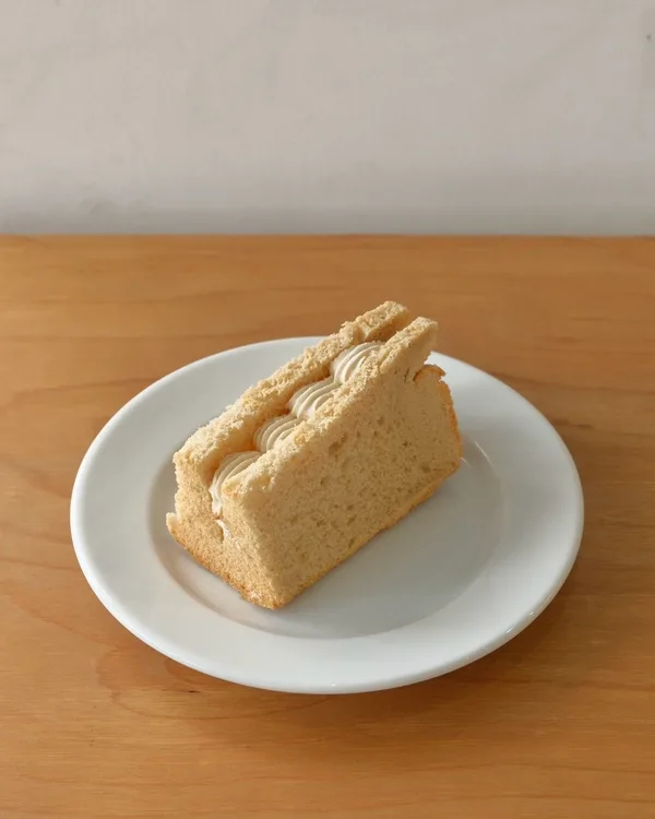「POMPONCAKES」とコラボしたコーヒーシフォンサンド